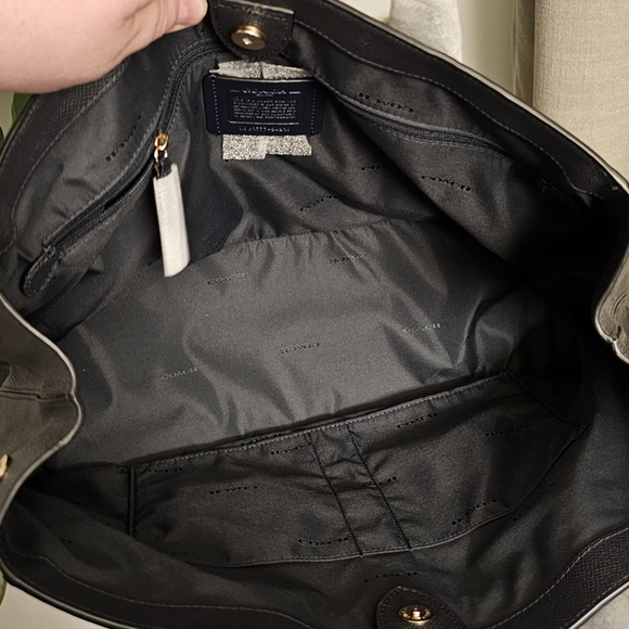 Coach NWT Bailey Carryall in Navy 24218 - Picture 7 of 8